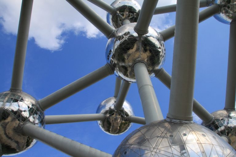 Bruxelles : L'Atomium - Par-ci Par-là